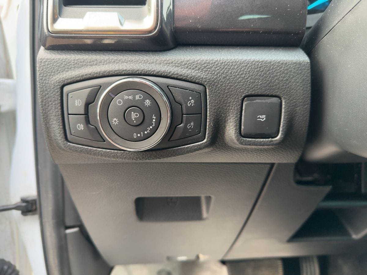 Ford RANGER DoKa 2.0 l EcoBlue Wildtrak 156kW KlimaA foto 15