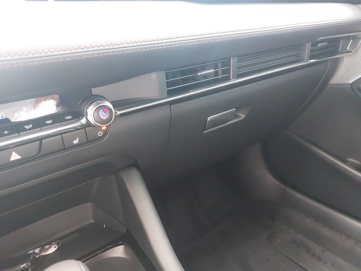 Mazda 3 Exclusive-Line 2.0i X MATRIX+BOSE+KEYLESS+KAME foto 15