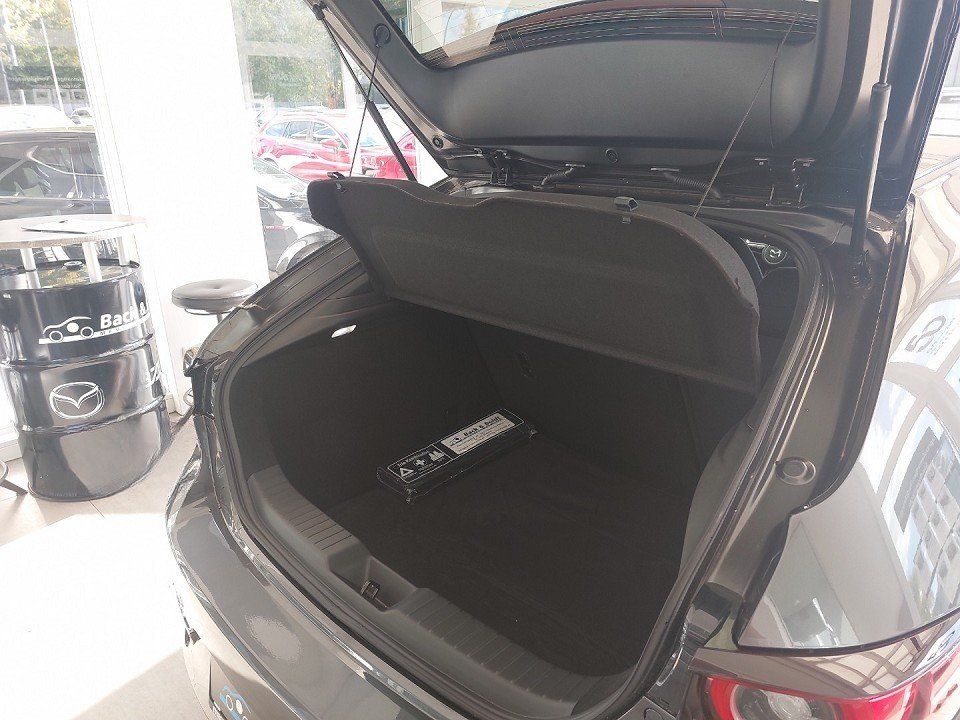 Mazda 3 Exclusive-Line 2.0i X MATRIX+BOSE+KEYLESS+KAME foto 17