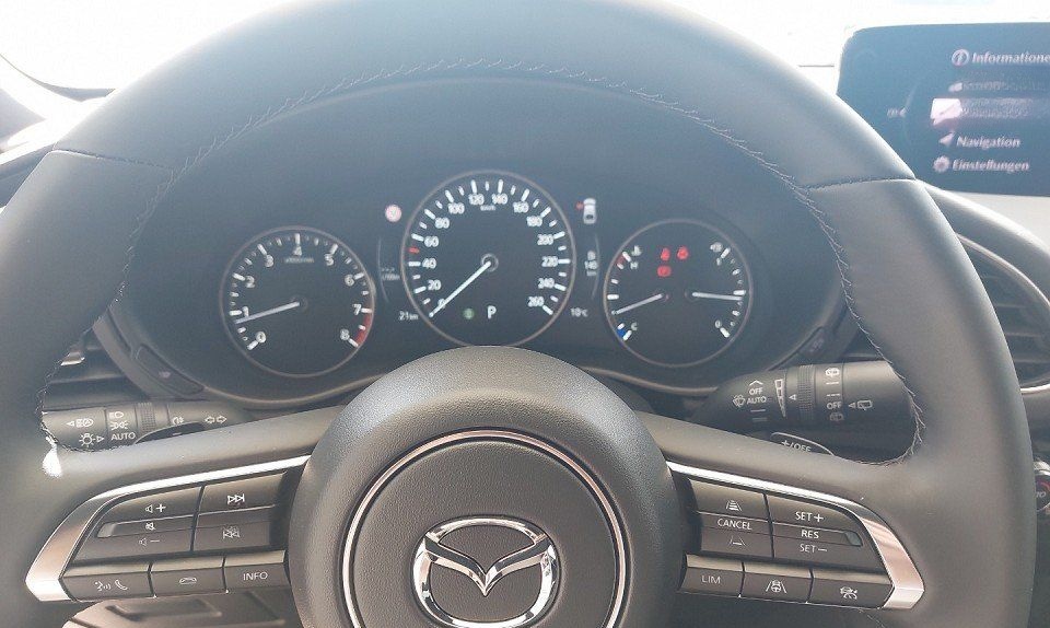 Mazda 3 Exclusive-Line 2.0i X MATRIX+BOSE+KEYLESS+KAME foto 9