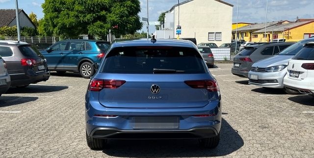 Volkswagen Golf VIII Lim. Life 1.5 TSI 116 PS 6-Gang foto 7