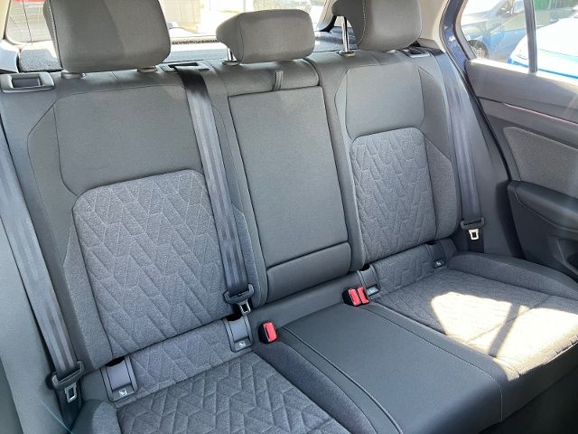 Volkswagen Golf VIII Lim. Life 1.5 TSI 116 PS 6-Gang foto 10