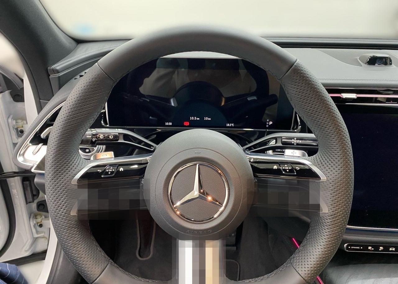 Mercedes-Benz E 300 de T AMG+PANO+DIGITAL+AHK+NIGHT+360° foto 9