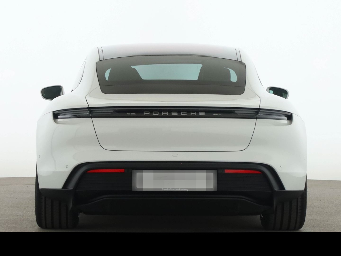 Porsche Taycan / BOSE/ Hinterachslenk./ 20 Zoll/ Glasdac foto 7