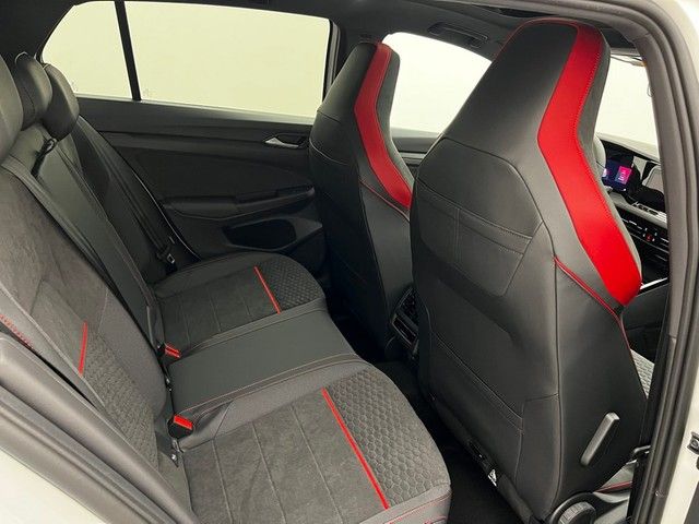Volkswagen Golf 8 GTI Clubsport PerformancePano270AkraTitan foto 10