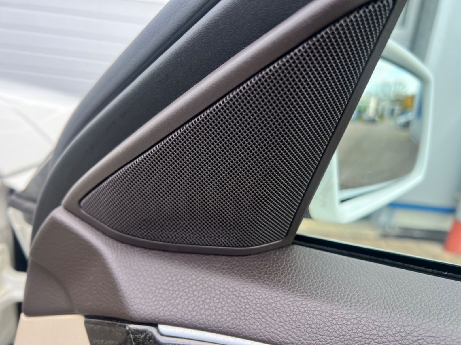 Mercedes-Benz E 350 4MATIC AMG 18"AMG/HARMAN KARDON/KEYLESS-GO foto 14