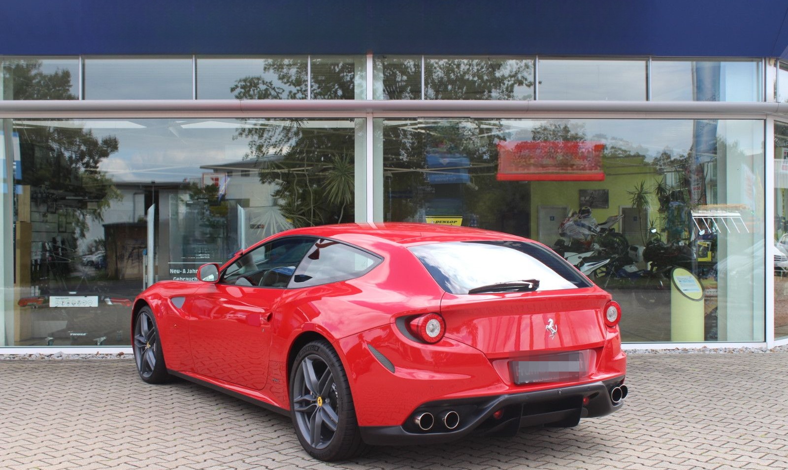Ferrari FF  V12 +4x4  + 1 Hand +... nur 25867 Kilometer! foto 12