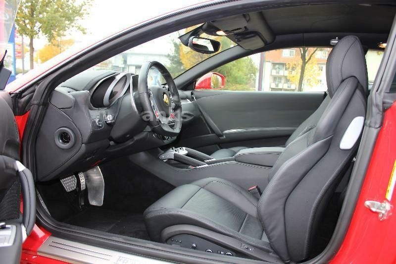 Ferrari FF  V12 +4x4  + 1 Hand +... nur 25867 Kilometer! foto 15