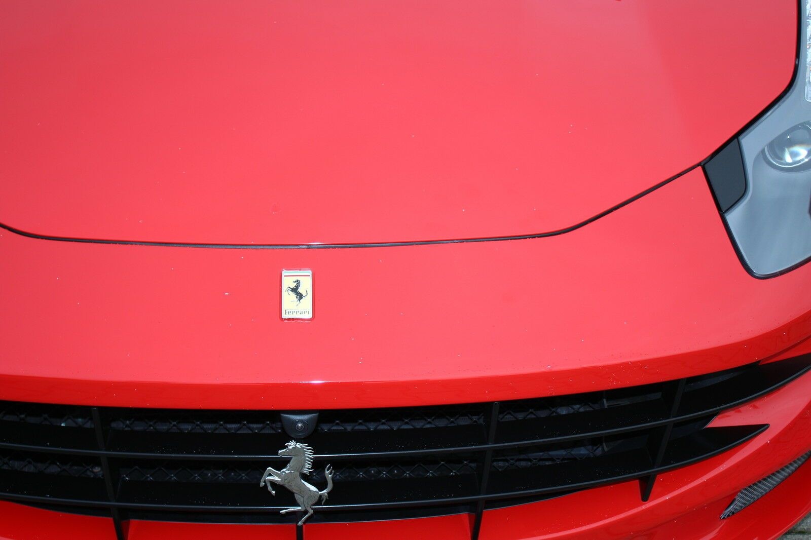 Ferrari FF  V12 +4x4  + 1 Hand +... nur 25867 Kilometer! foto 20