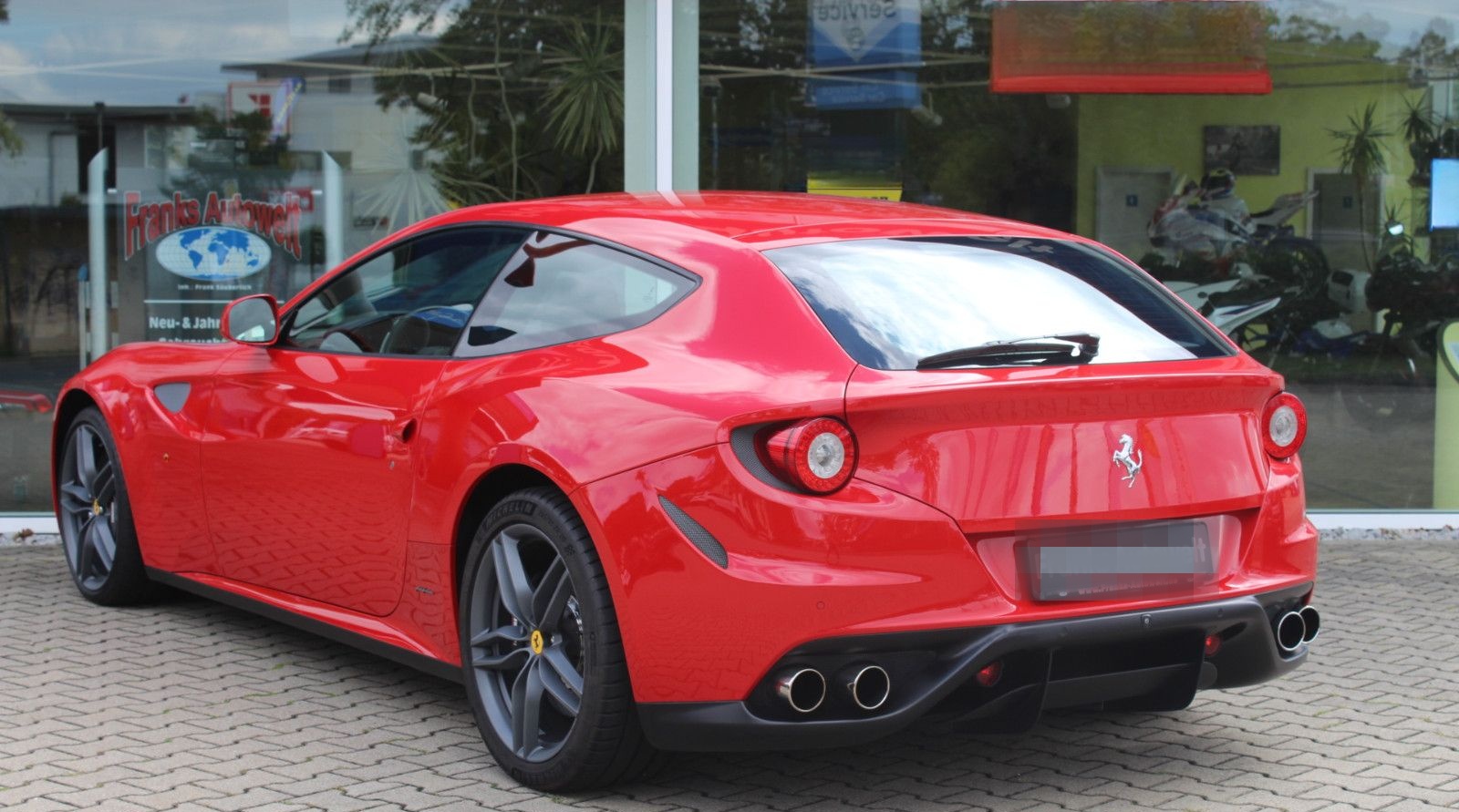Ferrari FF  V12 +4x4  + 1 Hand +... nur 25867 Kilometer! foto 7
