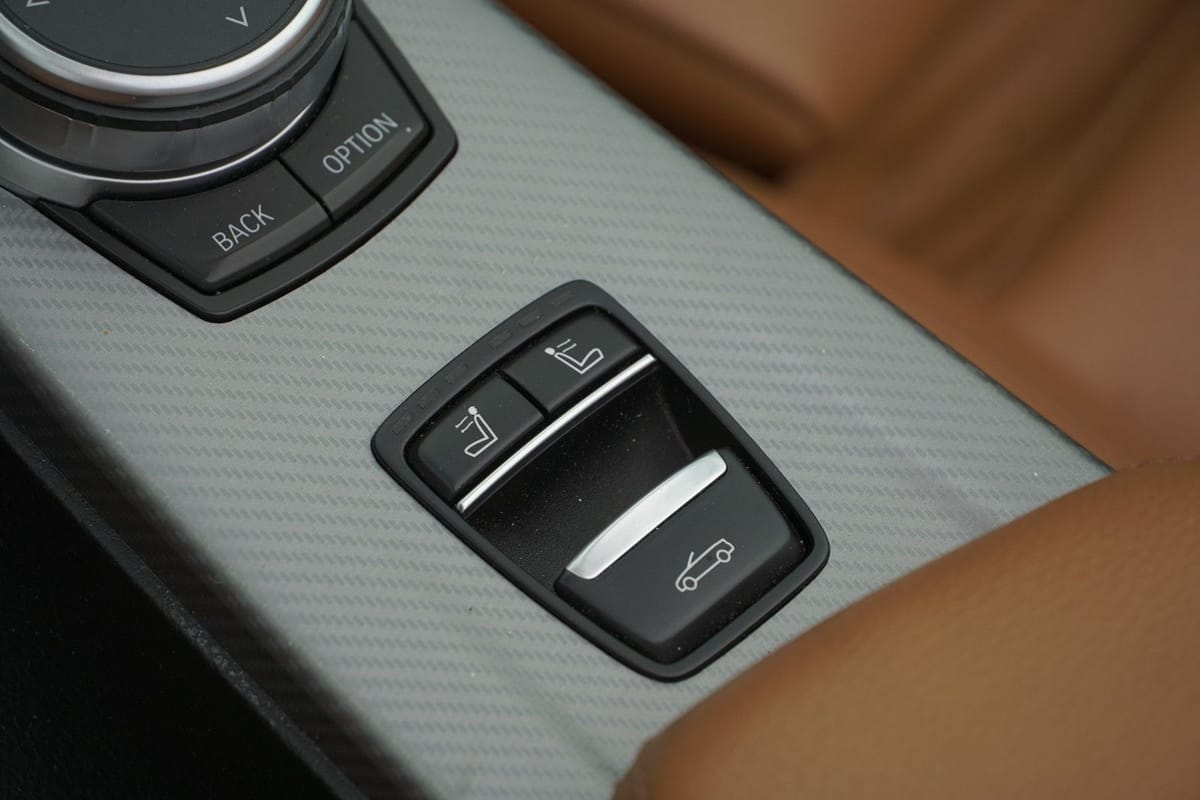 BMW 440 i xDrive Cabrio Sport Line 326PS Nackenheiz foto 25