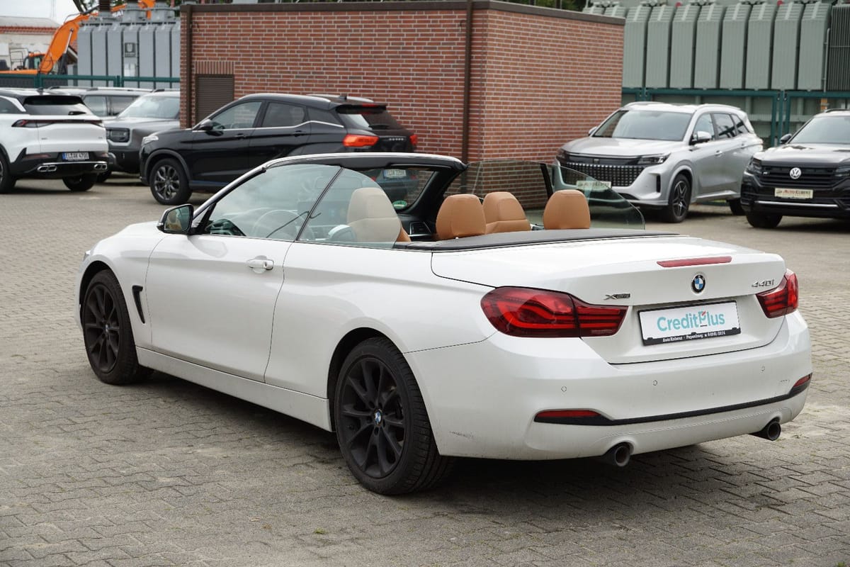 BMW 440 i xDrive Cabrio Sport Line 326PS Nackenheiz foto 8