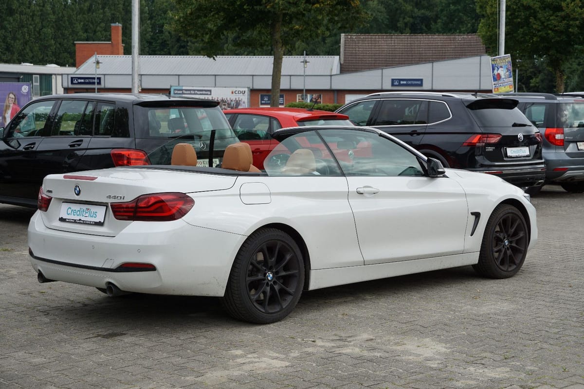 BMW 440 i xDrive Cabrio Sport Line 326PS Nackenheiz foto 9