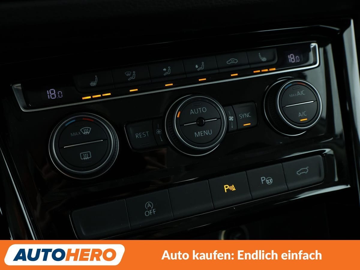 Volkswagen Touran 2.0 TDI Highline BMT*NAVI*LED*ACC* foto 24