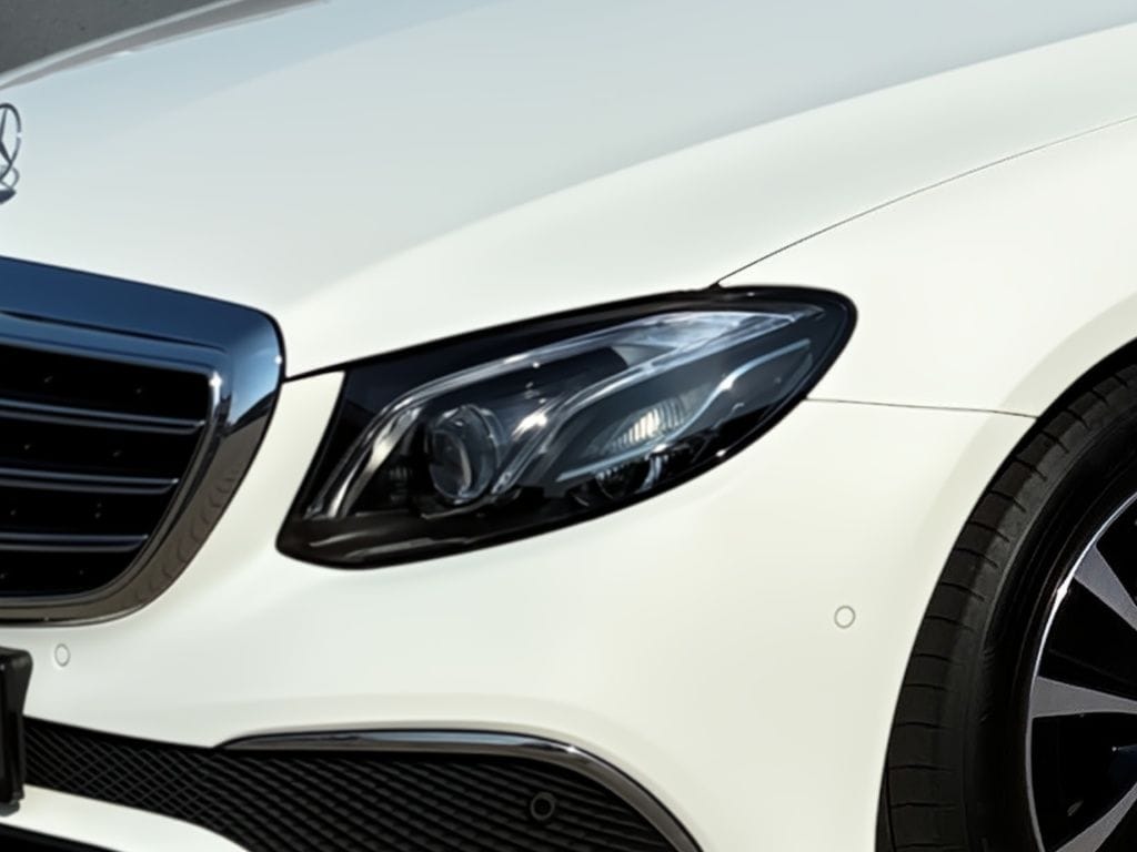 Mercedes-Benz E 300 T EXCLUSIVE DISTRONIC AMBIENTE MBEAM KAME foto 2