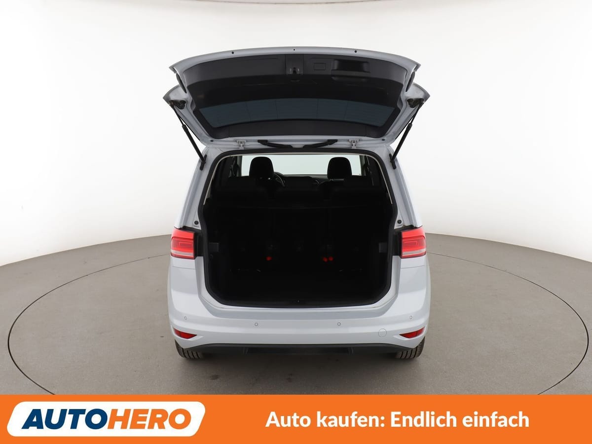 Volkswagen Touran 1.6 TDI Trendline BMT Aut.*PDC*SHZ*KLIMA* foto 17