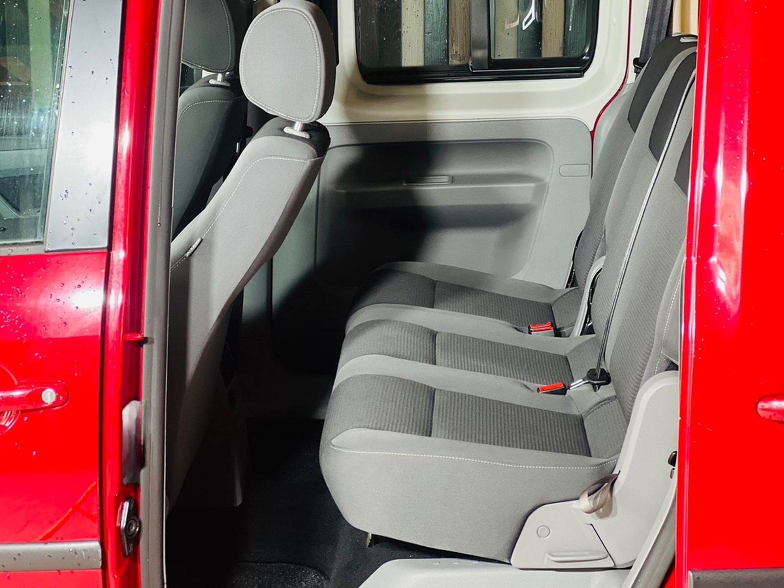 Volkswagen Caddy 1.6 Maxi Behindertengerecht-Rampe foto 19