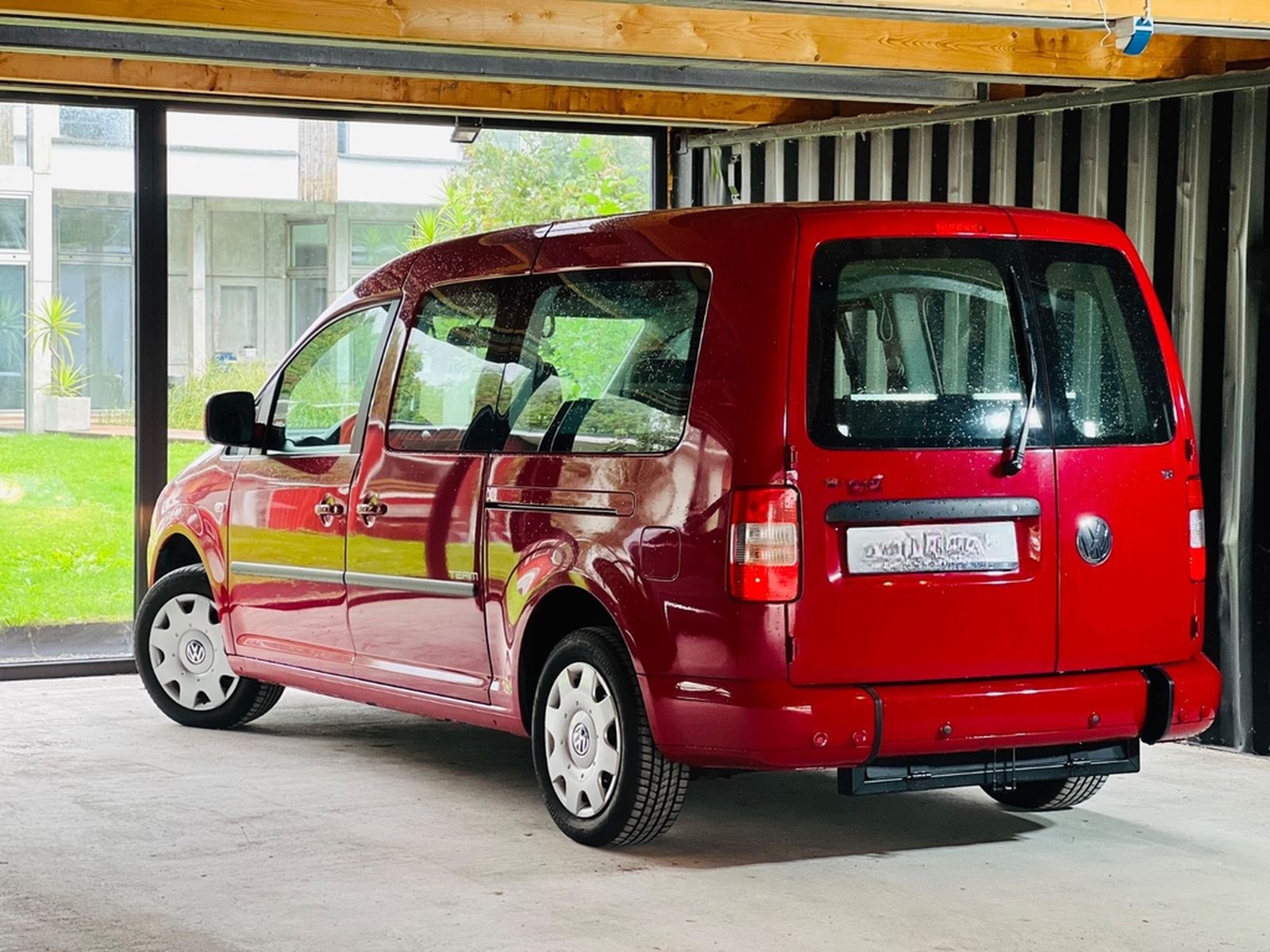 Volkswagen Caddy 1.6 Maxi Behindertengerecht-Rampe foto 45