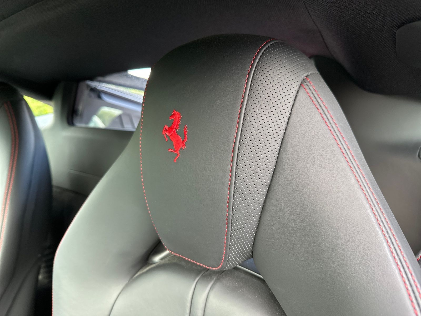 Ferrari F8 Tributo *Karbon*AFS*Kamera*Carplay* foto 17