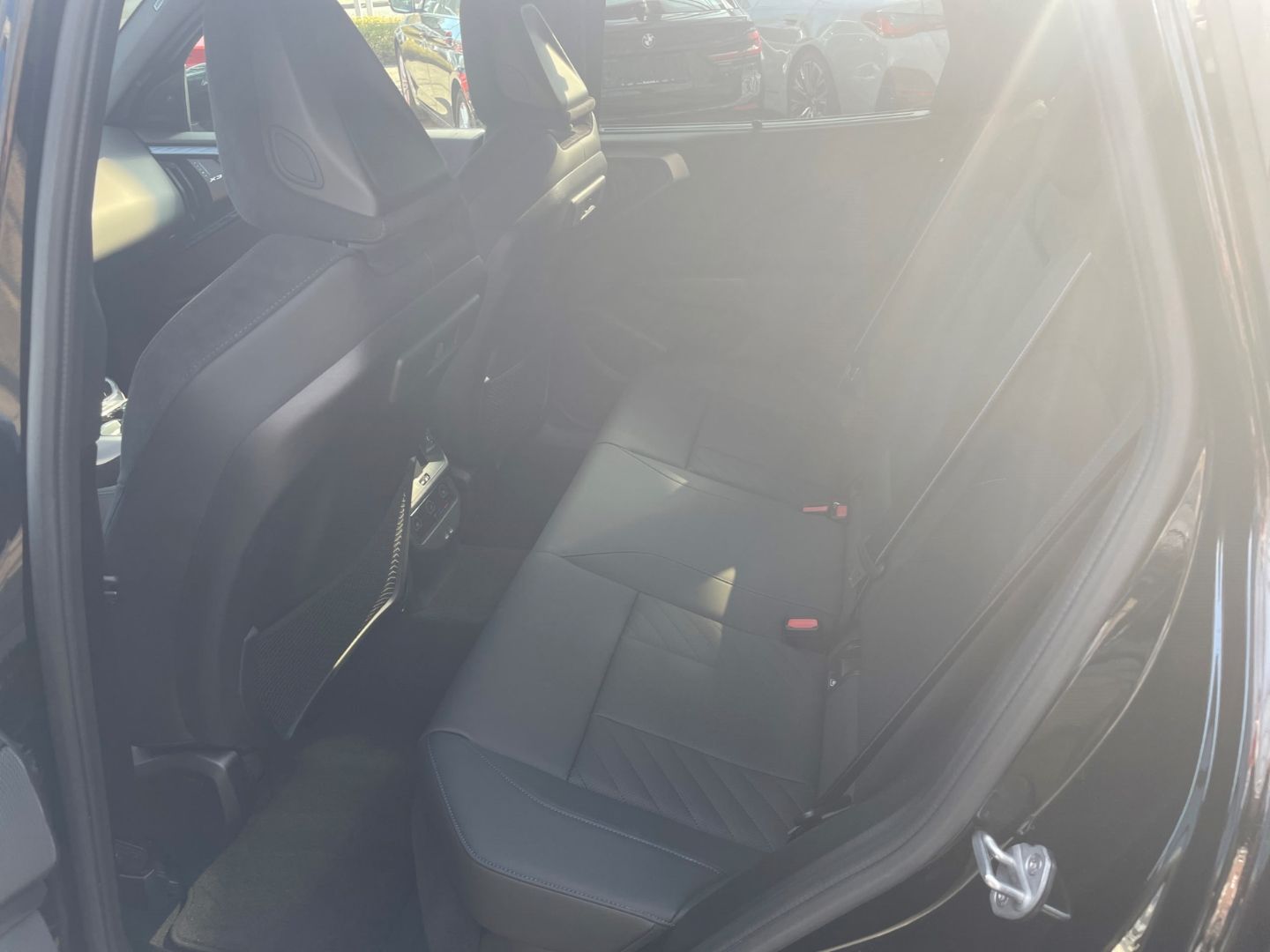BMW X3 M50 xDrive M Sport Pro Pano AHK Stop&Go H/K foto 9
