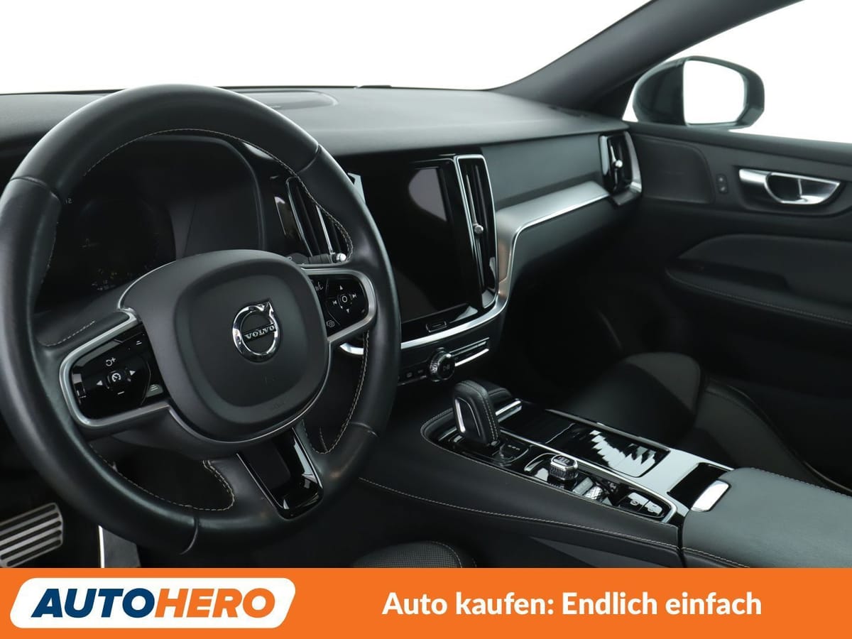 Volvo V60 2.0 T6 Plug-in Hybrid R Design AWD Aut. NAVI foto 11