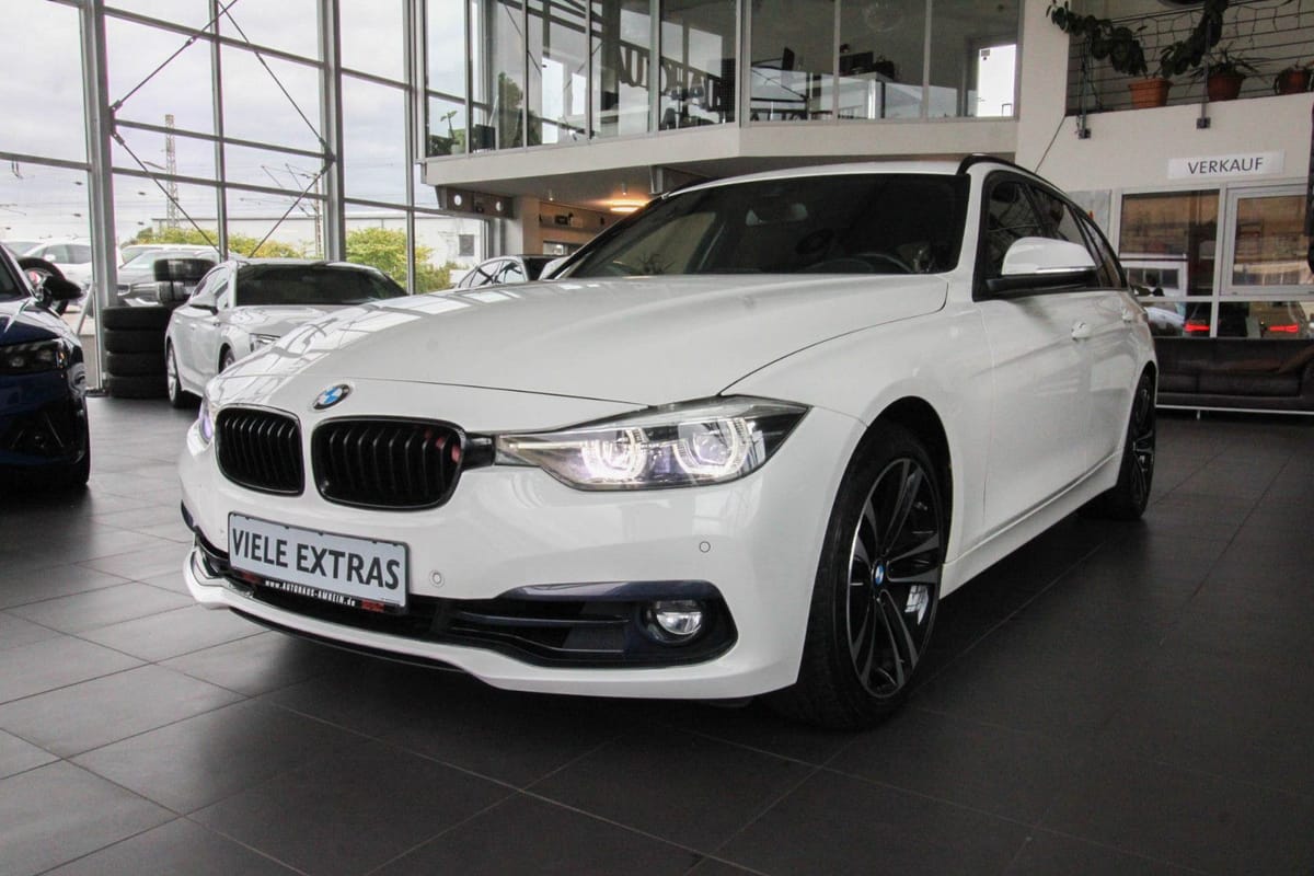BMW 320i Touring Sport Line Shadow 2019