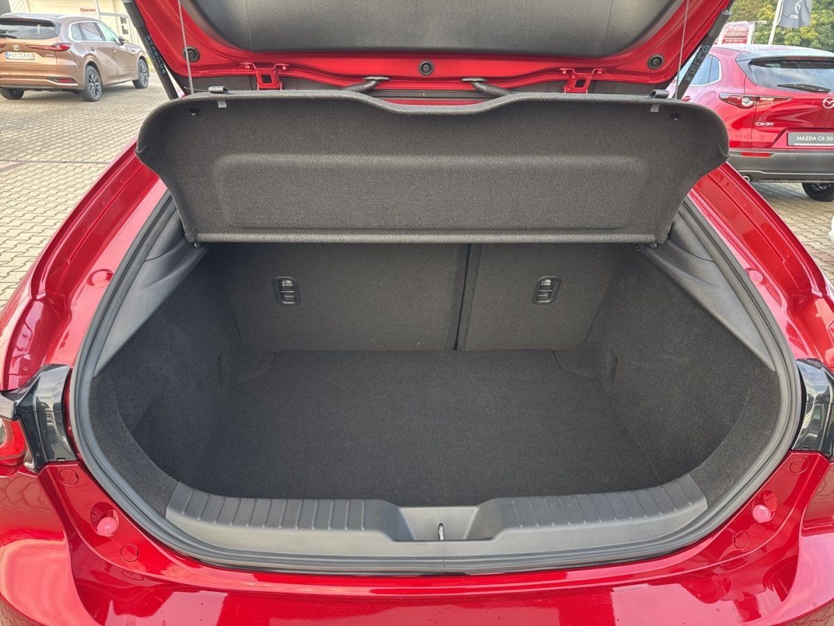 Mazda 3 2.5L e-SKYACTIV G 140ps HOMURA foto 9