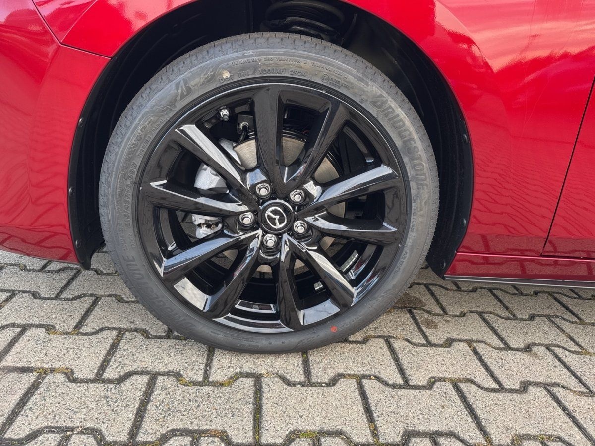 Mazda 3 2.5L e-SKYACTIV G 140ps HOMURA foto 10