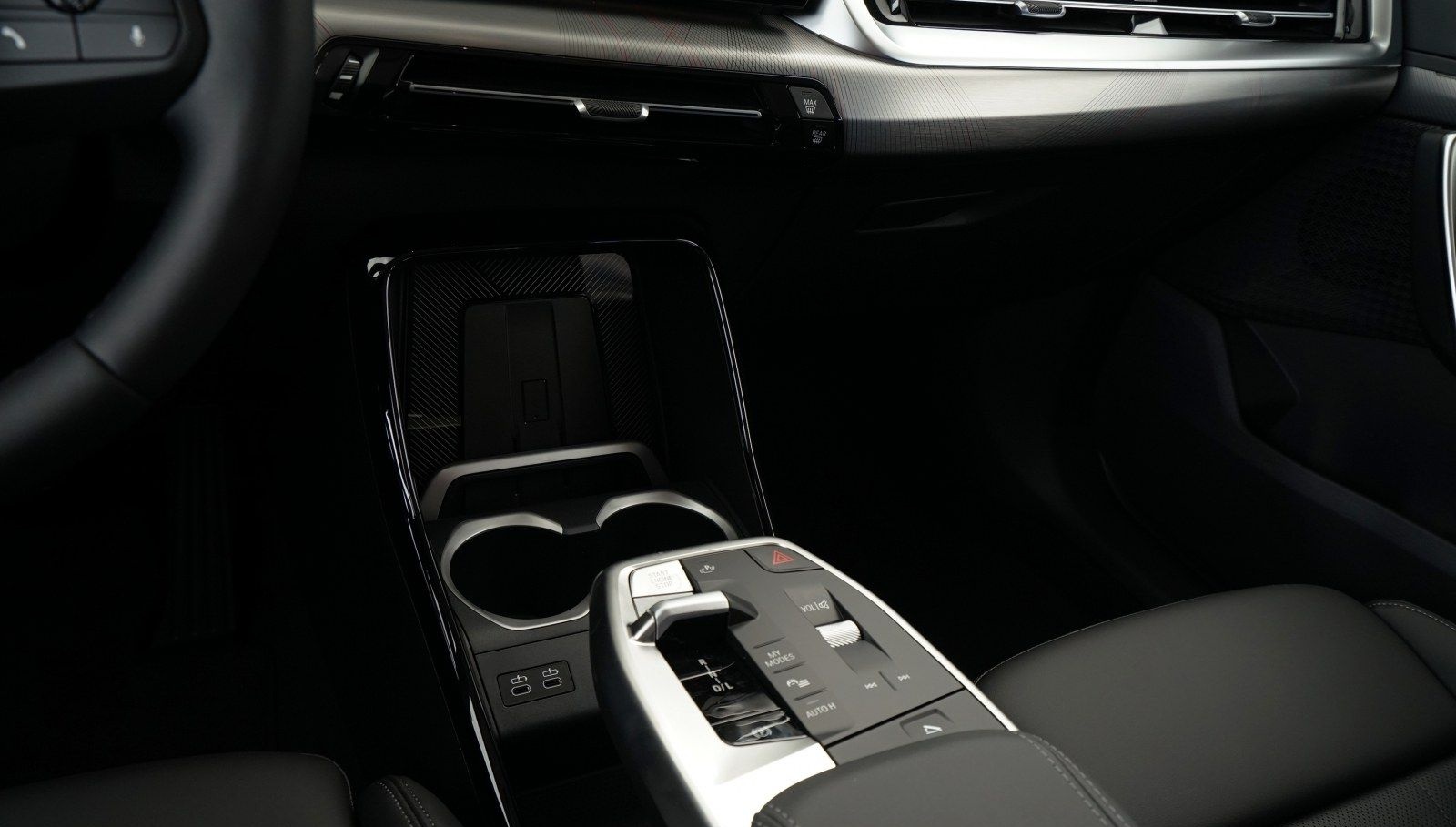 BMW X2 sDrive18d (Navi LED HUD ACC Leder Shz PDC) foto 10