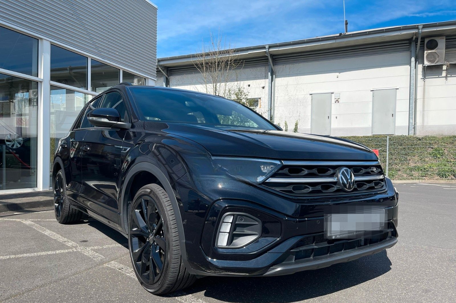 Volkswagen T-Roc R-Line 2.0 TSI+ALLRAD+DSG+MATRIX-LED+NAVI+ foto 3
