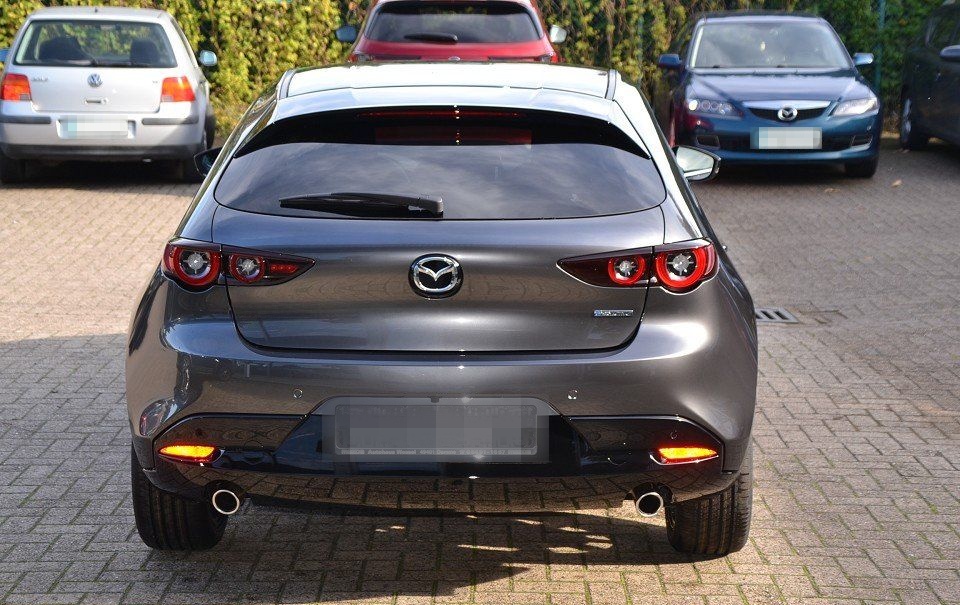 Mazda 3 2.5L e-SKYACTIV G 140ps 6MT FWD Homura foto 6