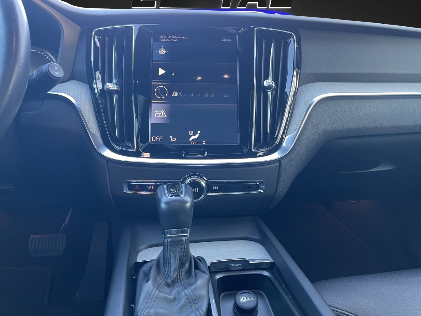 Volvo V60 D4 Geartronic Inscription HUD AHK-klappbar P foto 13