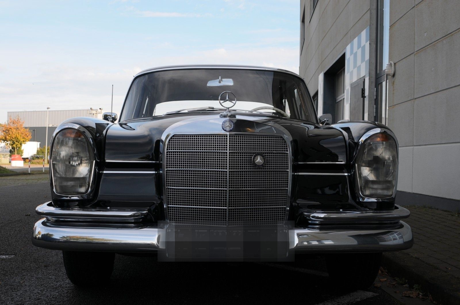 Mercedes-Benz 300 SEL Lang W112 Königsflosse /schöne Historie foto 9