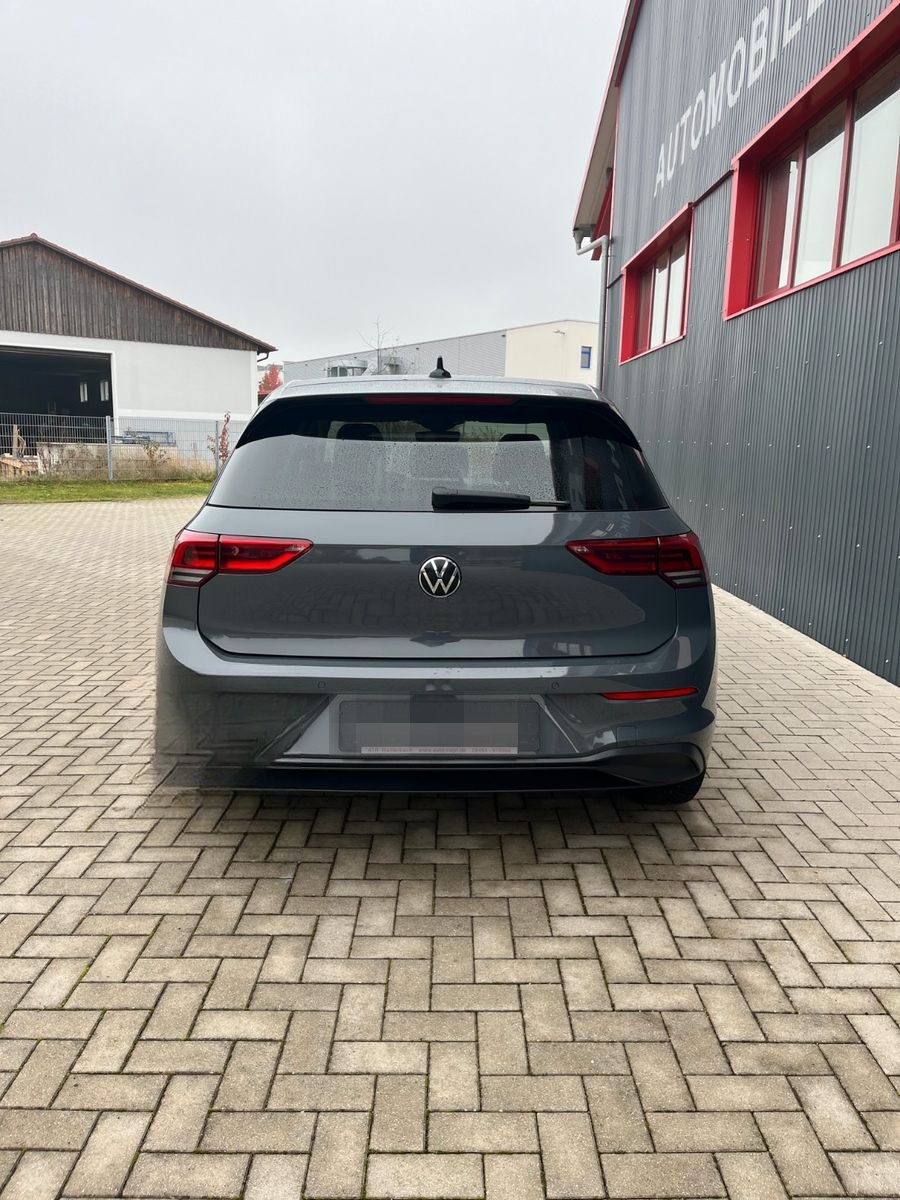 Volkswagen Golf VIII Lim. United LED*NAVI*STANDH.*SHZ foto 5