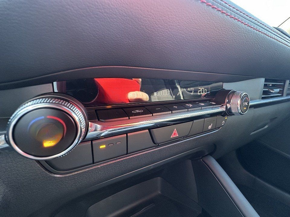 Mazda 3 SKYACTIV 140PS Homura *HUD*ACAA*LED*Qi foto 15