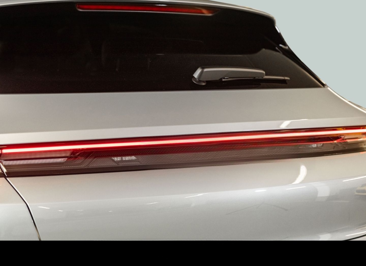 Porsche Taycan Sport Turismo LED-Matrix Abstandstempomat foto 5