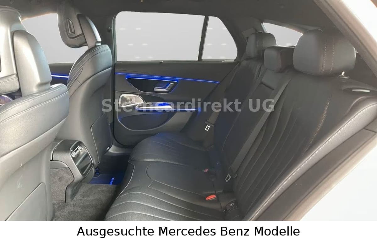 Mercedes-Benz E 300 de 4M T AMG NIGHT MEMORY AHK TWA 20"AMG foto 9