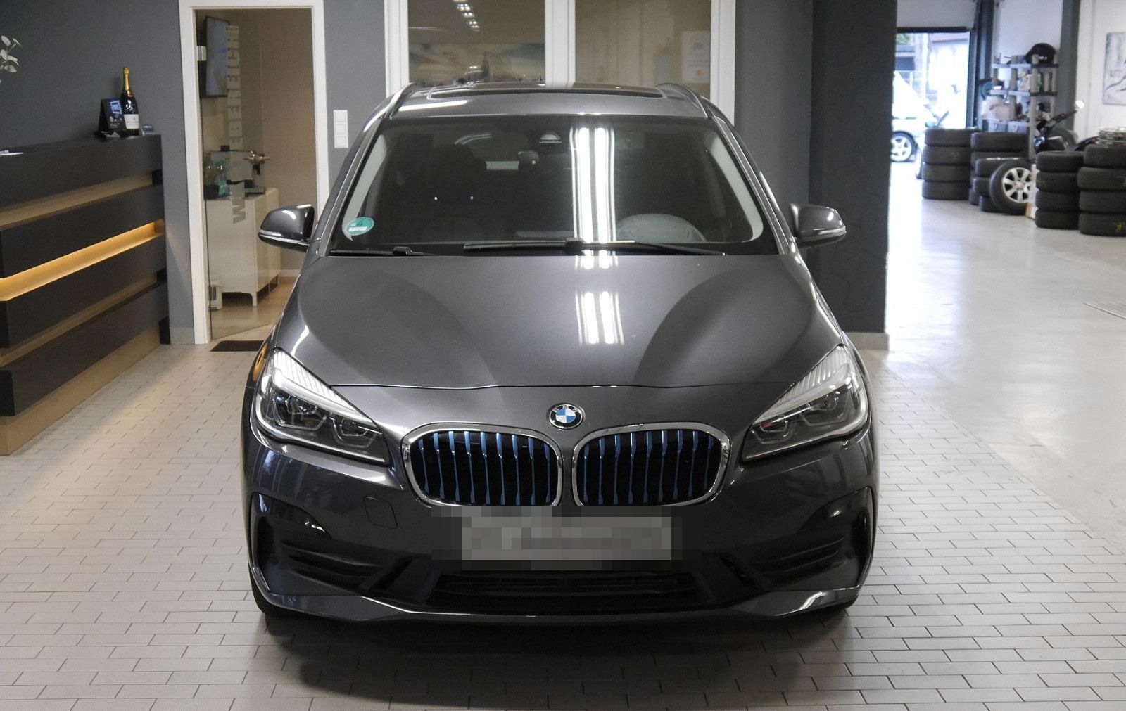 BMW 225 xe Active Tourer Advant. edrive - Pano - LED foto 2