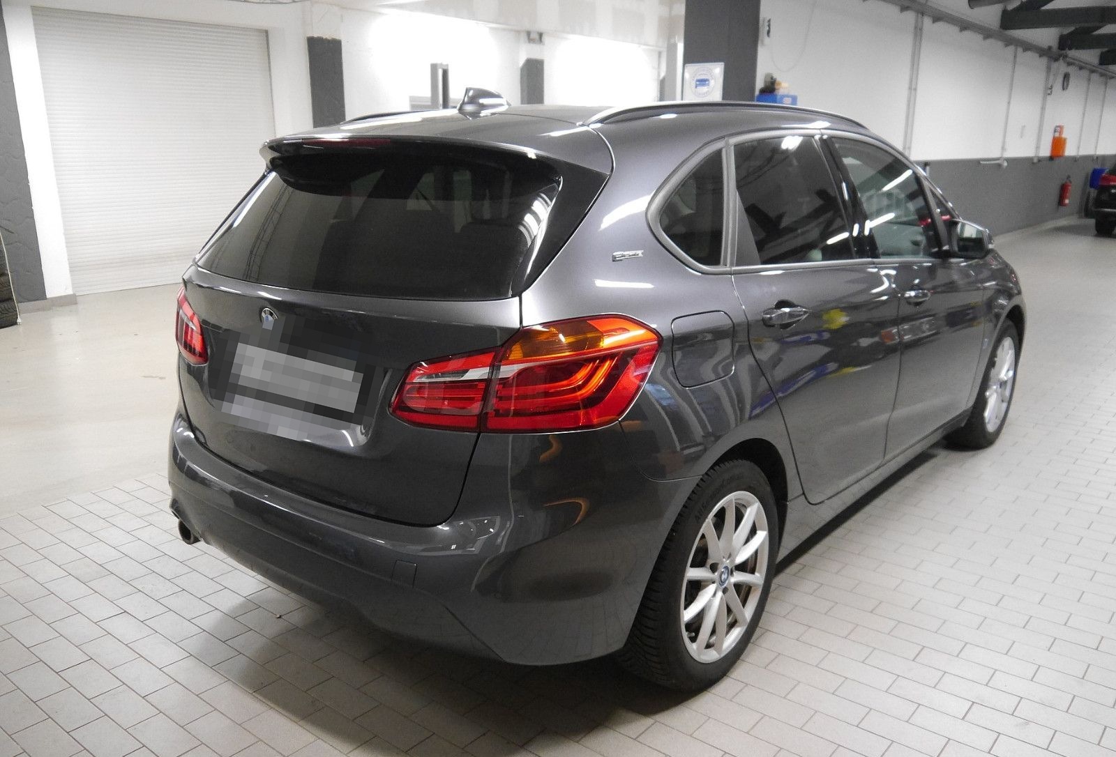 BMW 225 xe Active Tourer Advant. edrive - Pano - LED foto 5