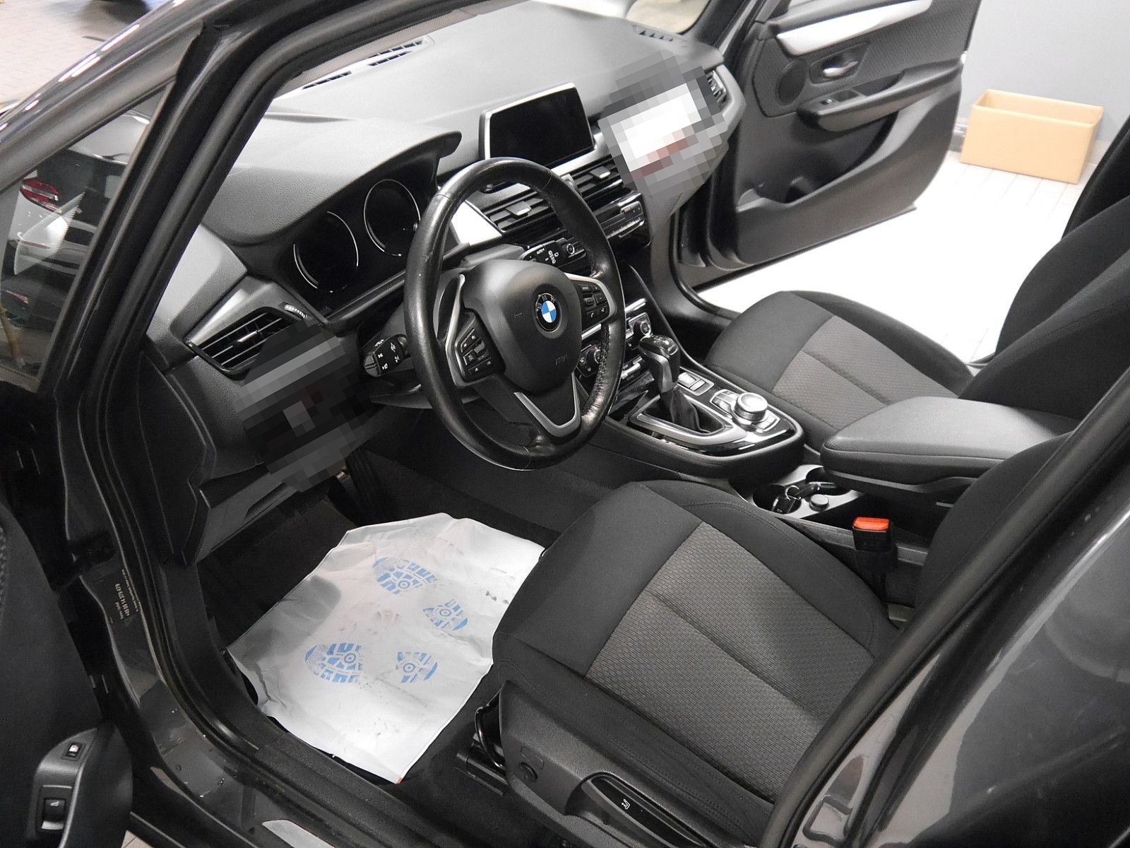 BMW 225 xe Active Tourer Advant. edrive - Pano - LED foto 6