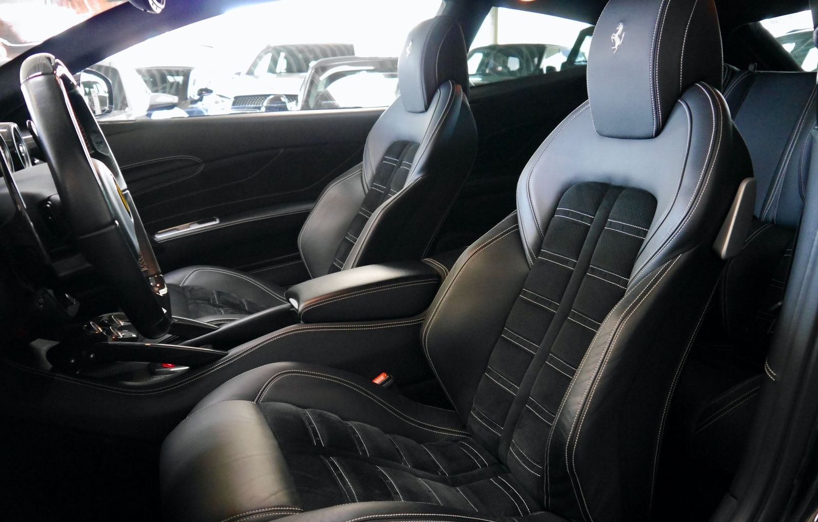 Ferrari FF*Daytona Sitze*P.Display*LED Lenkrad*Carbon* foto 16