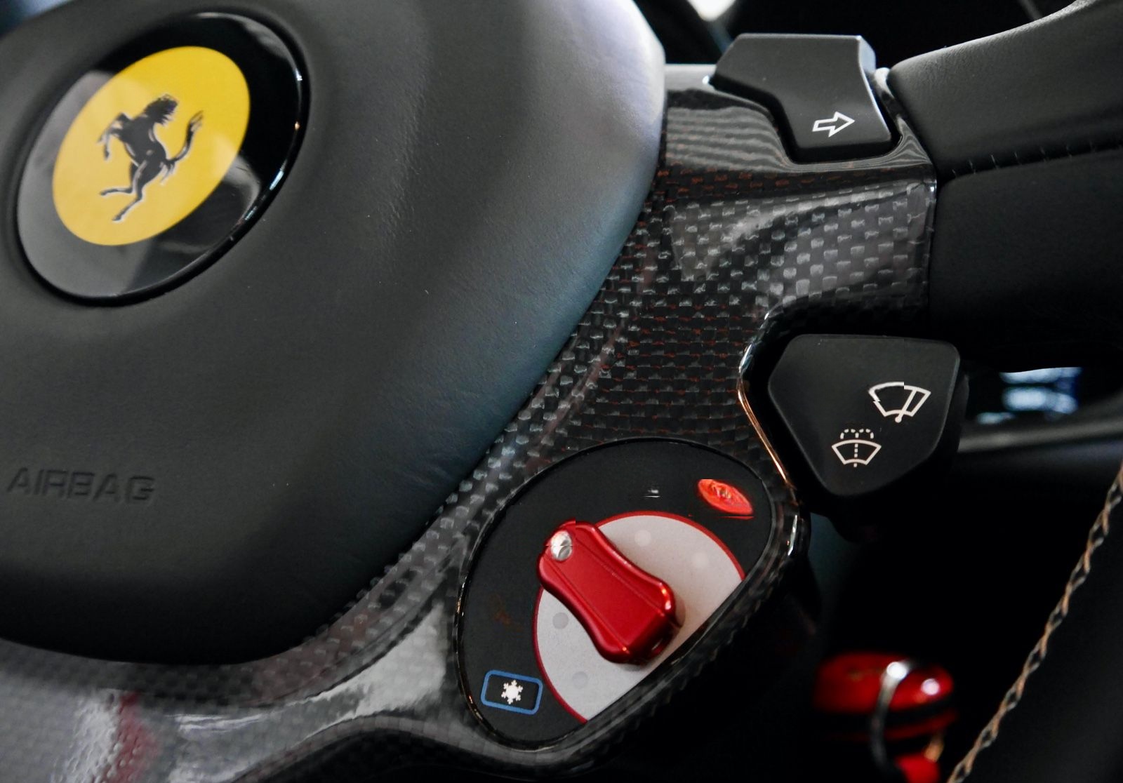 Ferrari FF*Daytona Sitze*P.Display*LED Lenkrad*Carbon* foto 20