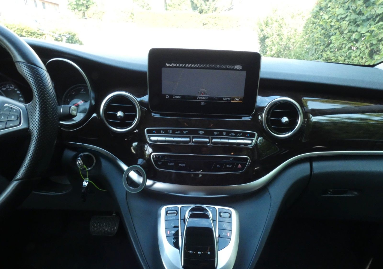 Mercedes-Benz V 220 AVANTG. LED Burmester Standheiz Liege-Pak. foto 12