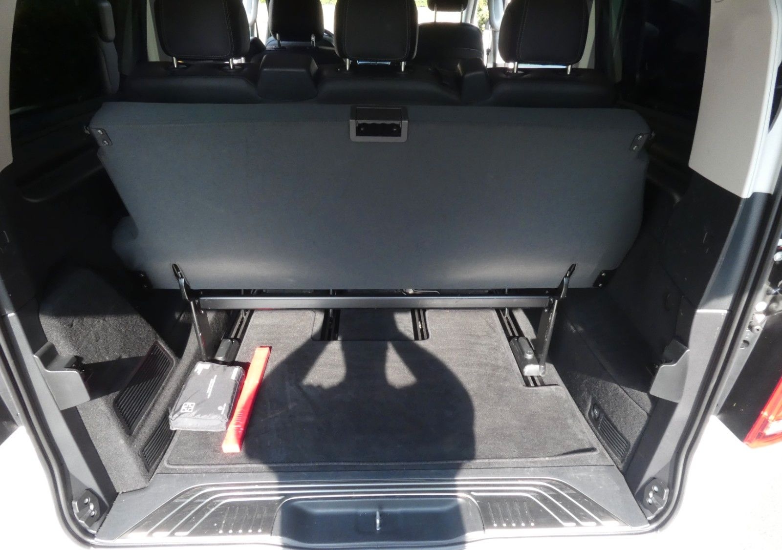 Mercedes-Benz V 220 AVANTG. LED Burmester Standheiz Liege-Pak. foto 23