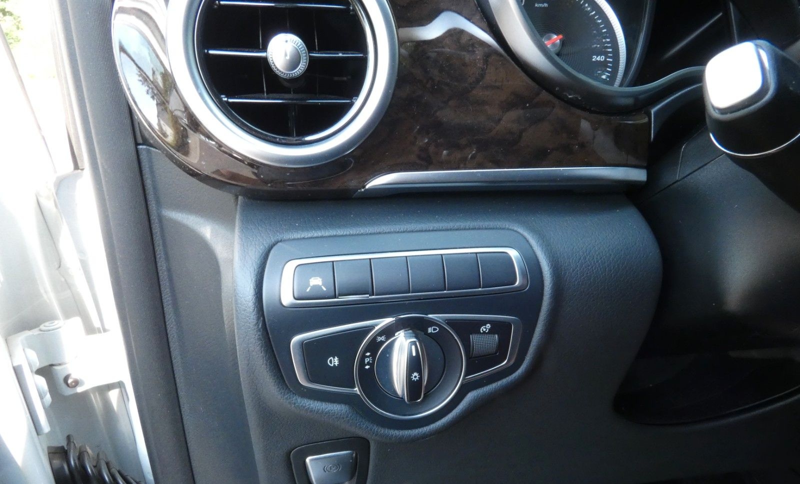 Mercedes-Benz V 220 AVANTG. LED Burmester Standheiz Liege-Pak. foto 10