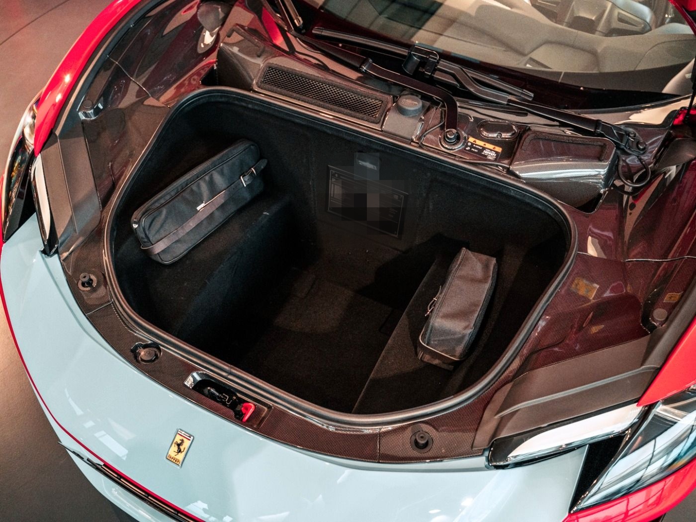 Ferrari 296 GTS *Rac-Sitze*Alcantara*Carbon*JBL* foto 14