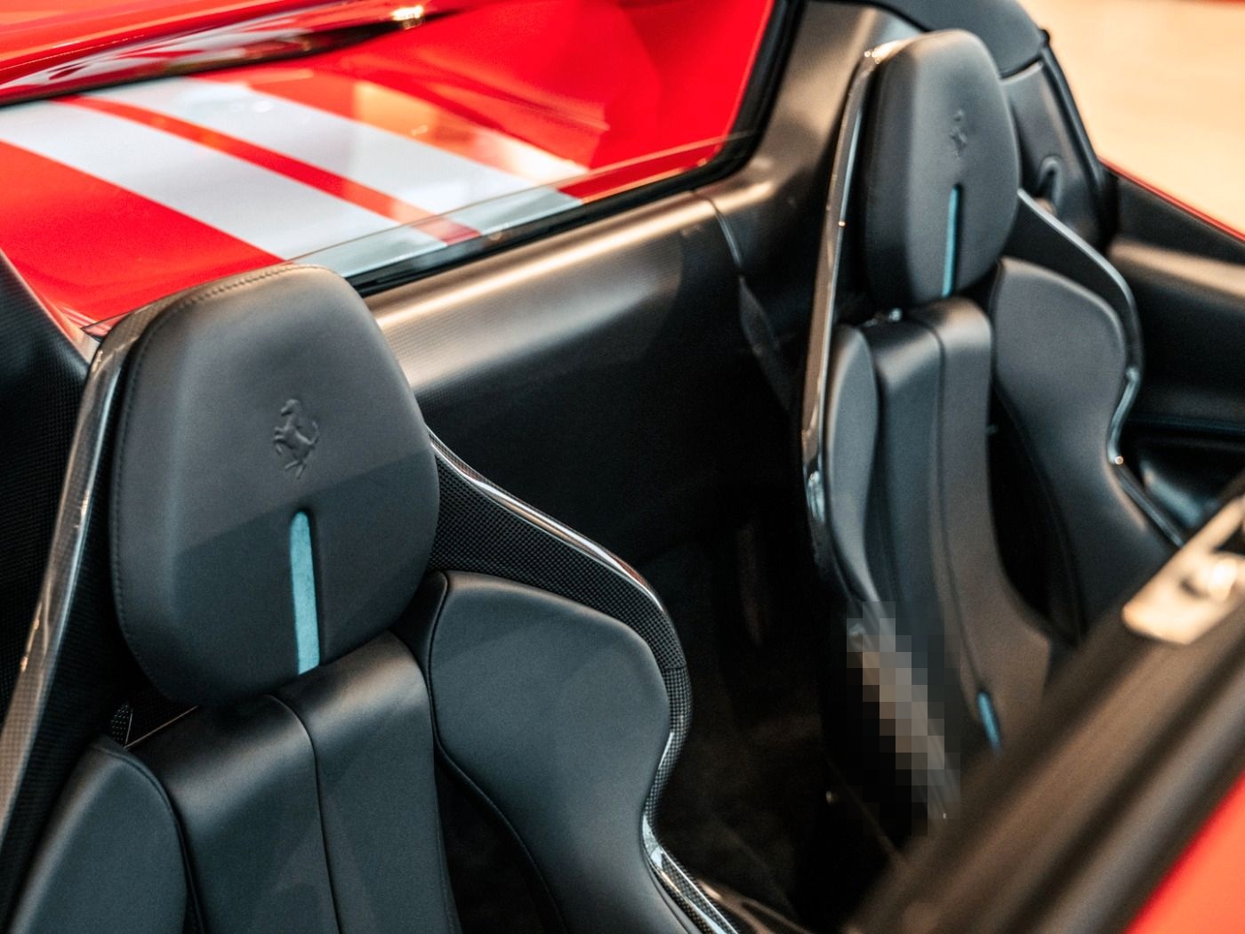 Ferrari 296 GTS *Rac-Sitze*Alcantara*Carbon*JBL* foto 25
