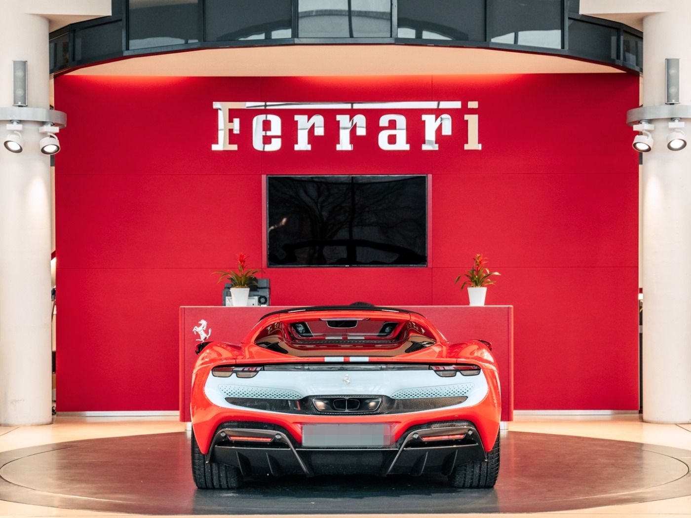 Ferrari 296 GTS *Rac-Sitze*Alcantara*Carbon*JBL* foto 6