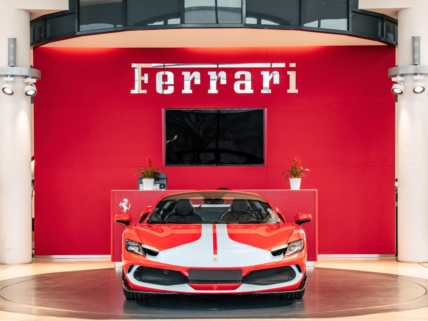 Ferrari 296 GTS *Rac-Sitze*Alcantara*Carbon*JBL* foto 10
