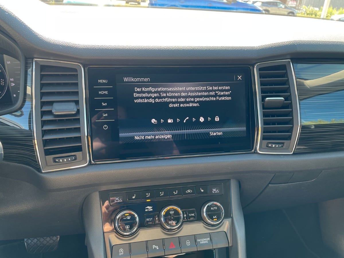 Skoda Kodiaq STYLE 150 PS (* 7-SITZE * KLIMA * DAB *) foto 6